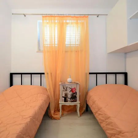 Mirela-2 By Interhome