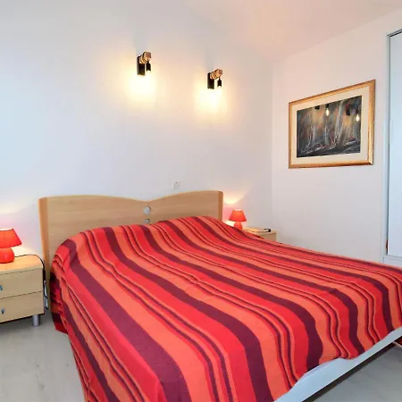 Apartment Mirela-2 By Interhome