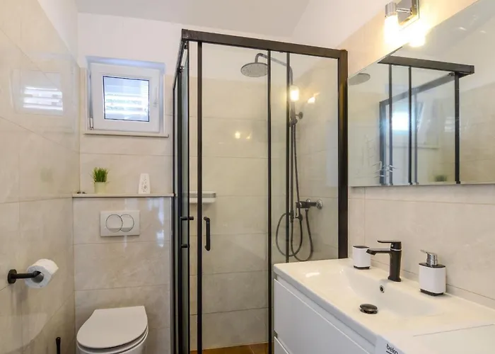 Mirela-2 By Interhome شقة أوميس