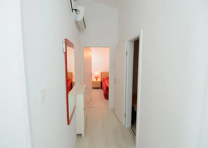 شقة Mirela-2 By Interhome أوميس