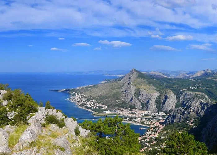 Mirela-2 By Interhome أوميس